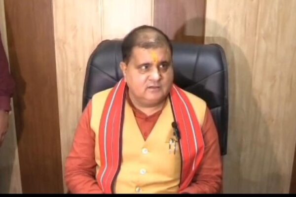 फर्जी पत्र