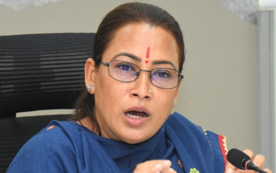 रेखा आर्या